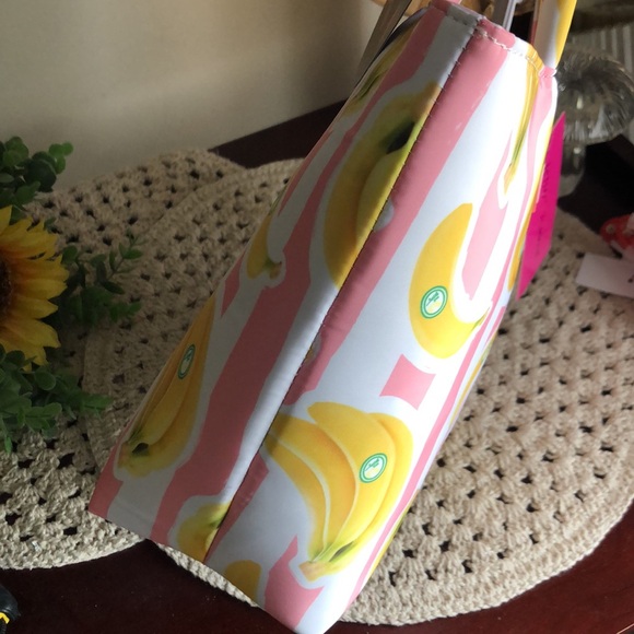 Betsey Johnson Banana Print Insulated Satchel Lunch Tote - Picture 8 of 11